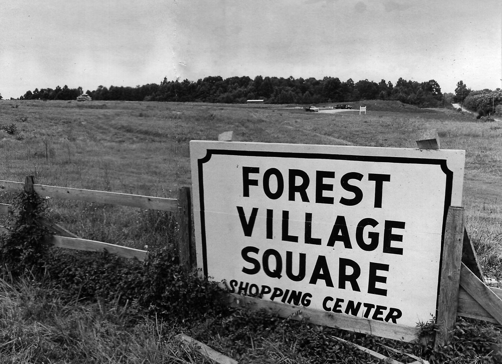 1973-09-17 Forest Village Square